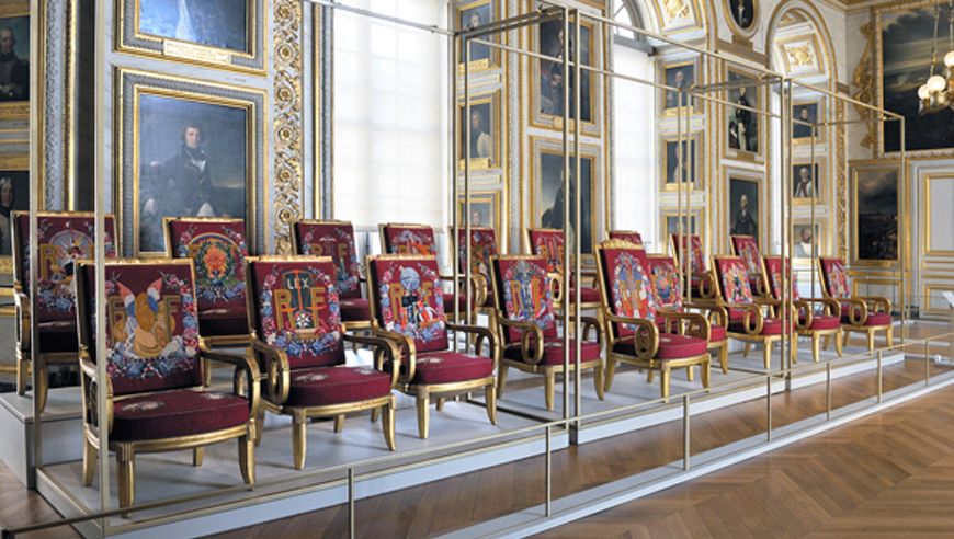 Trônes en majesté