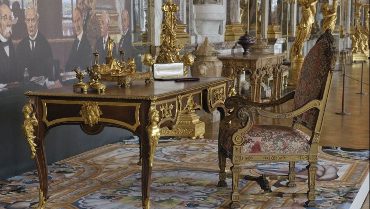 Le Château de Versailles raconte le Mobilier national